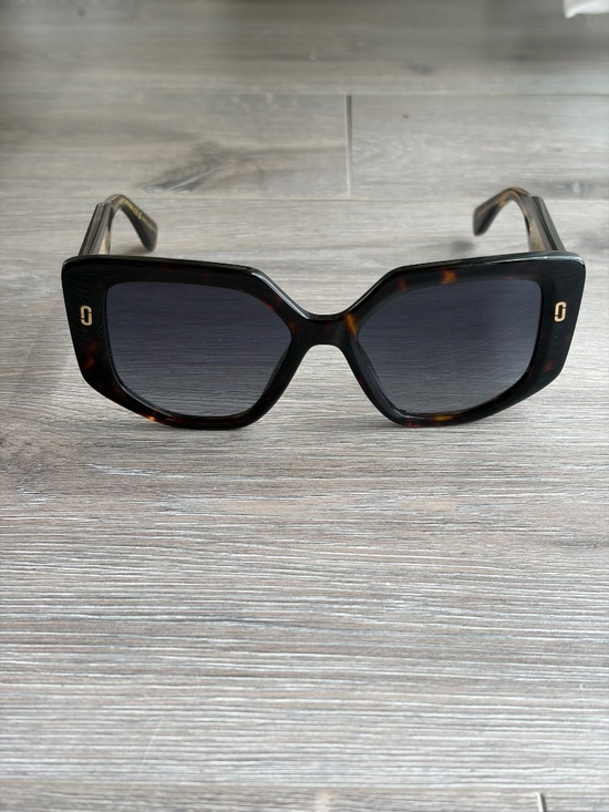 Marc Jacobs MJ1116S 08690(Havana Brown/Gradient Dark Grey Lenses) main image 5
